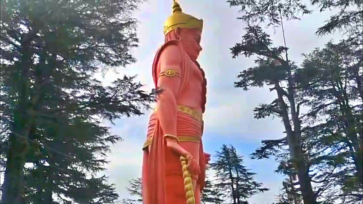 जाखू मंदिर में उमड़ा जनसैलाब