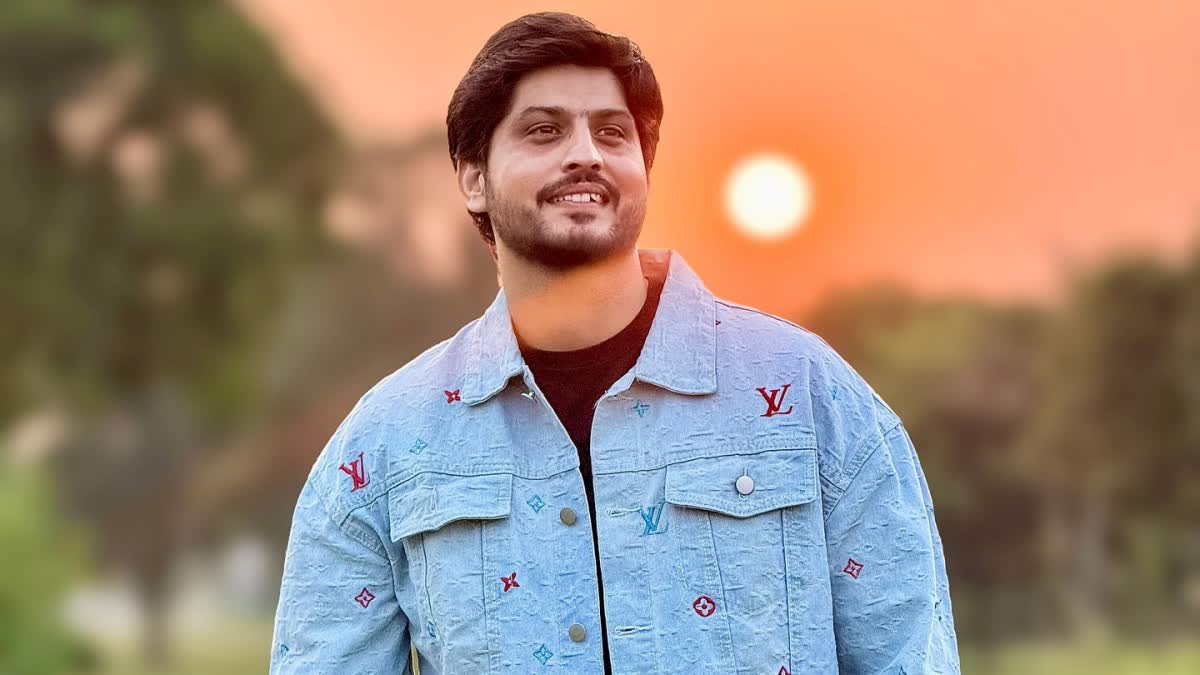 ਪੰਜਾਬੀ ਗਾਇਕ ਗੁਰਨਾਮ ਭੁੱਲਰ