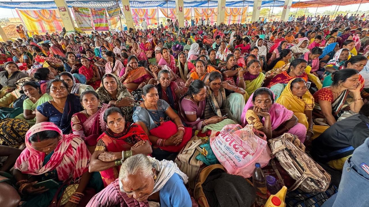 PROTEST BY WOMEN COOKS