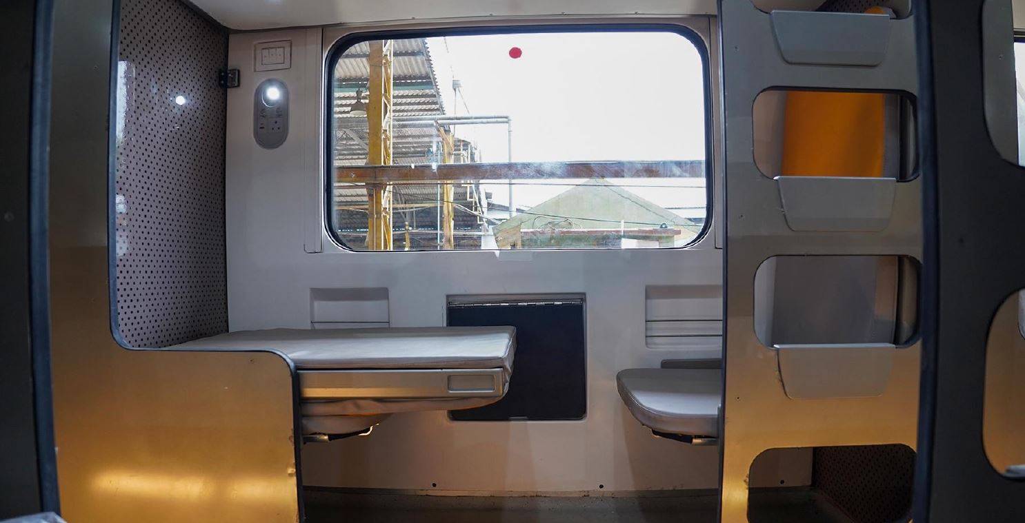 Ergonomic ladder for passengers' comfort