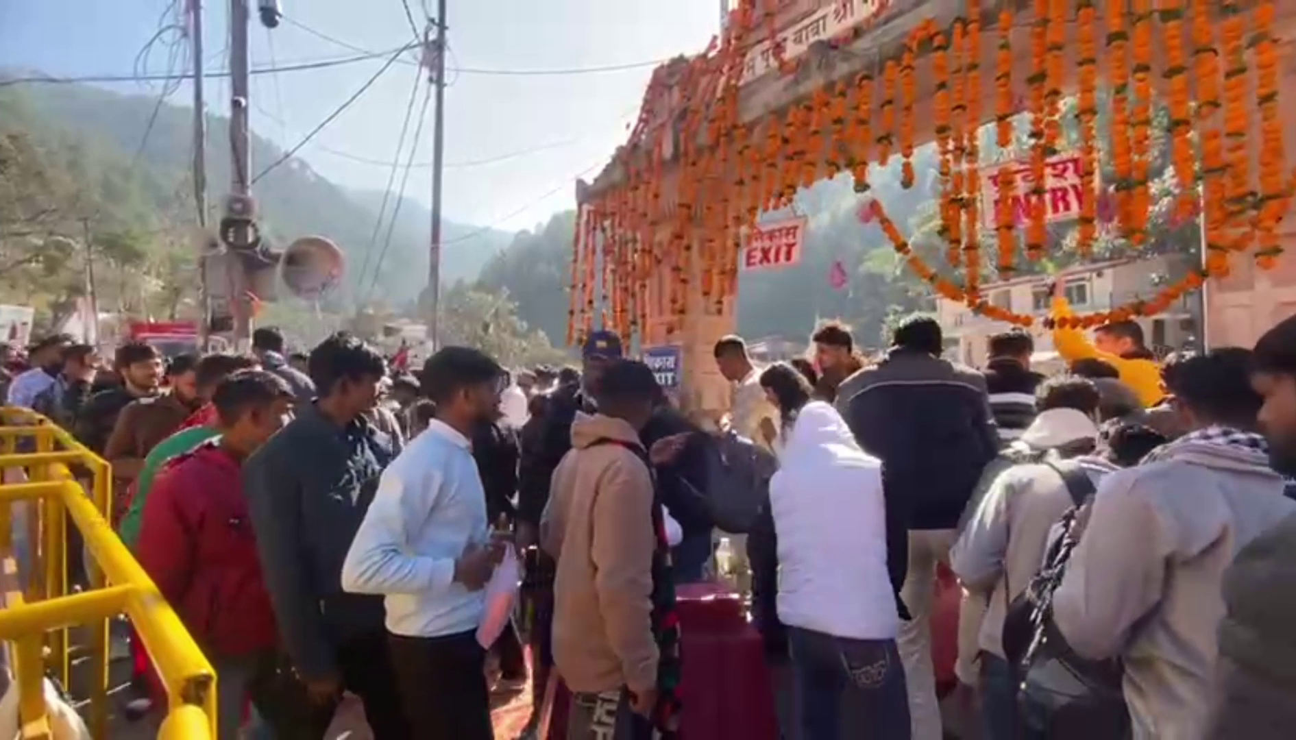 KAINCHI DHAM DEVOTEES GATHERED