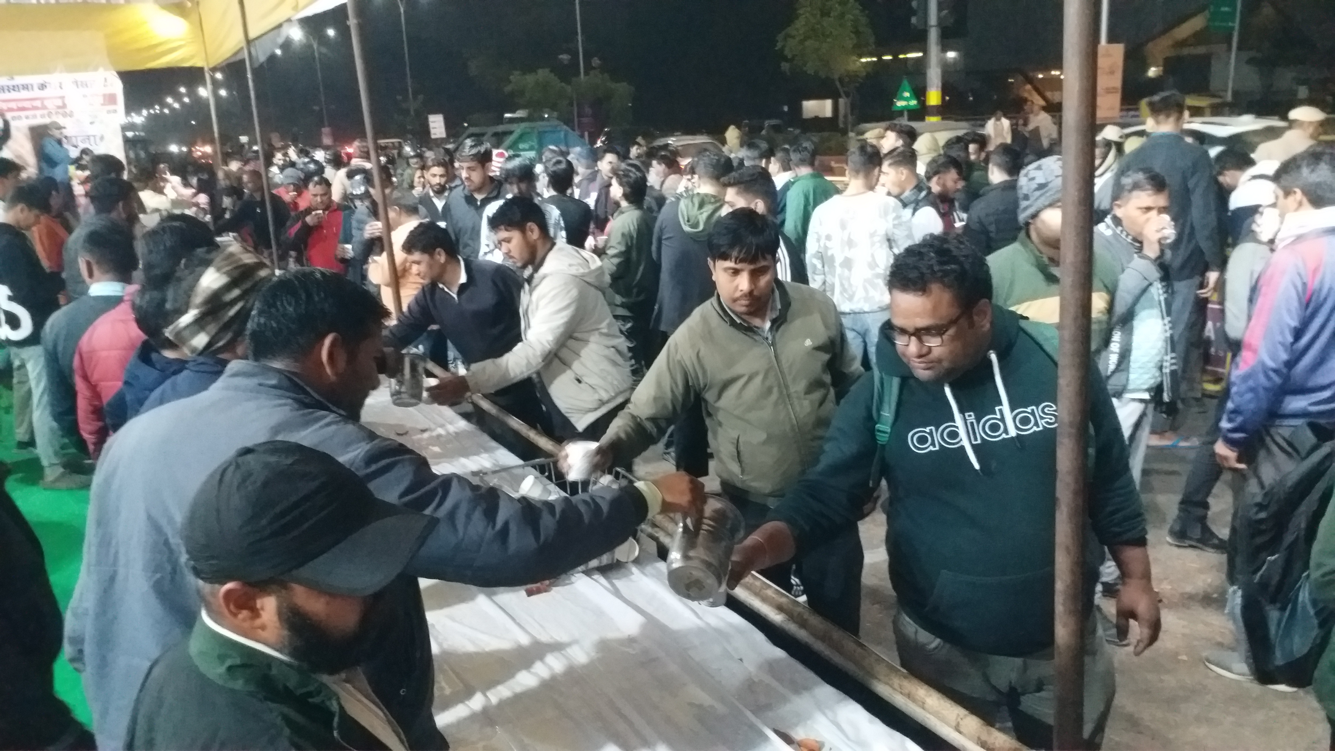 ಮದ್ಯ ಅಲ್ಲ, ಹಾಲು ಕುಡಿದು ಹೊಸ ವರ್ಷಾಚರಣೆ