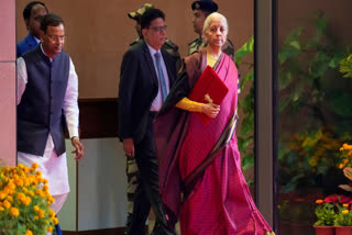 કેન્દ્રીય નાણામંત્રી નિર્મલા સીતારમણ