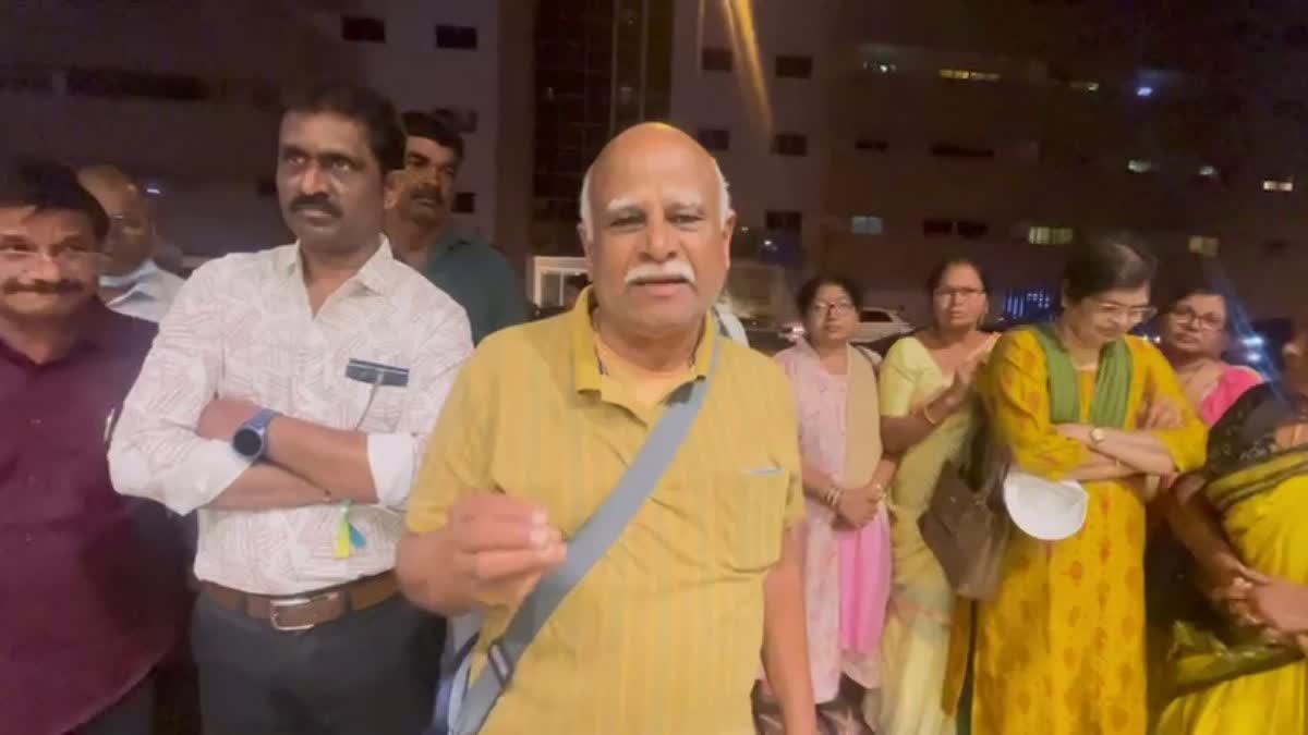 ಮಧ್ಯಪ್ರಾಚ್ಯ ಉದ್ವಿಗ್ನ: ವಿಮಾನ ರದ್ದು, ದುಬೈನಲ್ಲಿ ಸಿಲುಕಿದ ಬಳ್ಳಾರಿ ಶಾಸಕ, 50 ಜನರ ತಂಡ