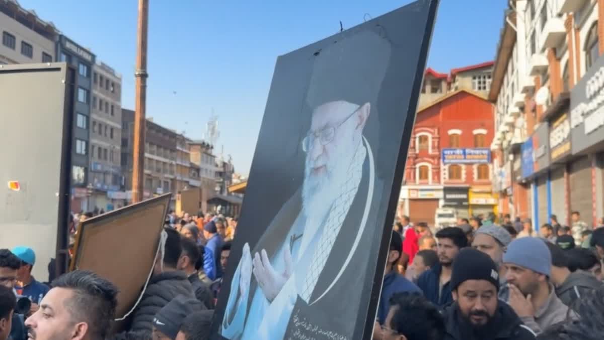 Protests in Kashmir After Ayatollah Ali Khamenei's Killings in Israel US Strikes on Iran Urdu News