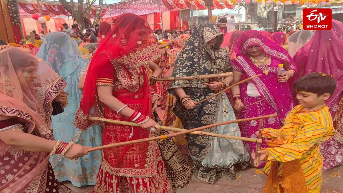 mathura braj holi 2026 banke bihari mandir barsana stick holi live update