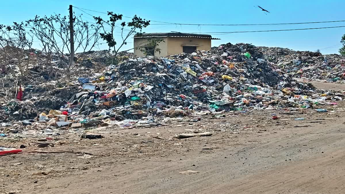 GARBAGE PROBLEM IN LOHARDAGA