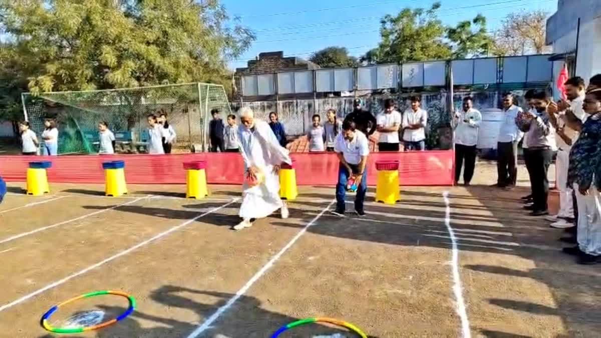 સાવરકુંડલામાં વડીલો માટે રમોત્સવ