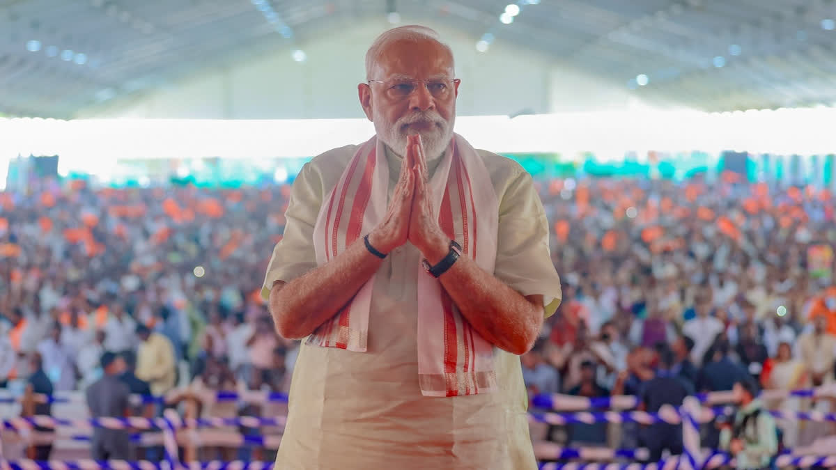 PM Modi Inaugurates Rs 4,400 Crore Projects In Tamil Nadu, Assures Centre's Support To 'Inclusive Development' Centre's Goal Is To Develop TN, Says PM Inaugurating Rs 4,400 Cr Projects In Madurai