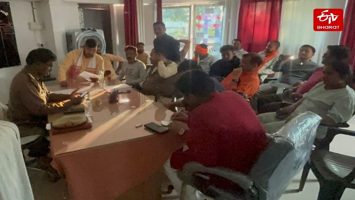 पुलिस ने मामले में केस दर्ज किया.