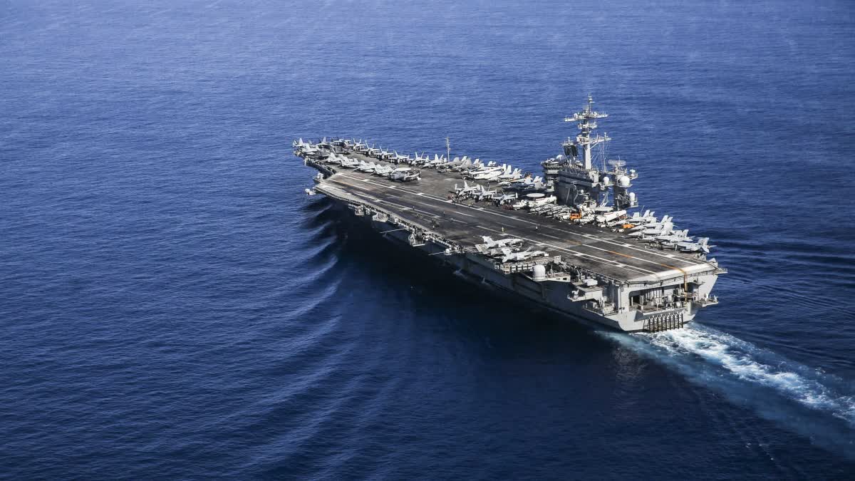 IRAN ATTACKS USS ABRAHAM LINCOLN  യുഎസ് കപ്പല്‍ ആക്രമിച്ച് ഇറാൻ  ഏബ്രഹാം ലിങ്കൺ വിമാനവാഹിനി  ഇറാൻ