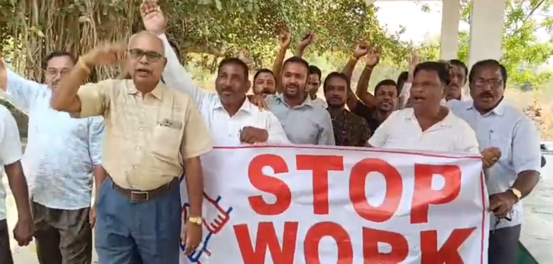 Contractors Association demands work at schedule price highlight 8-point demands