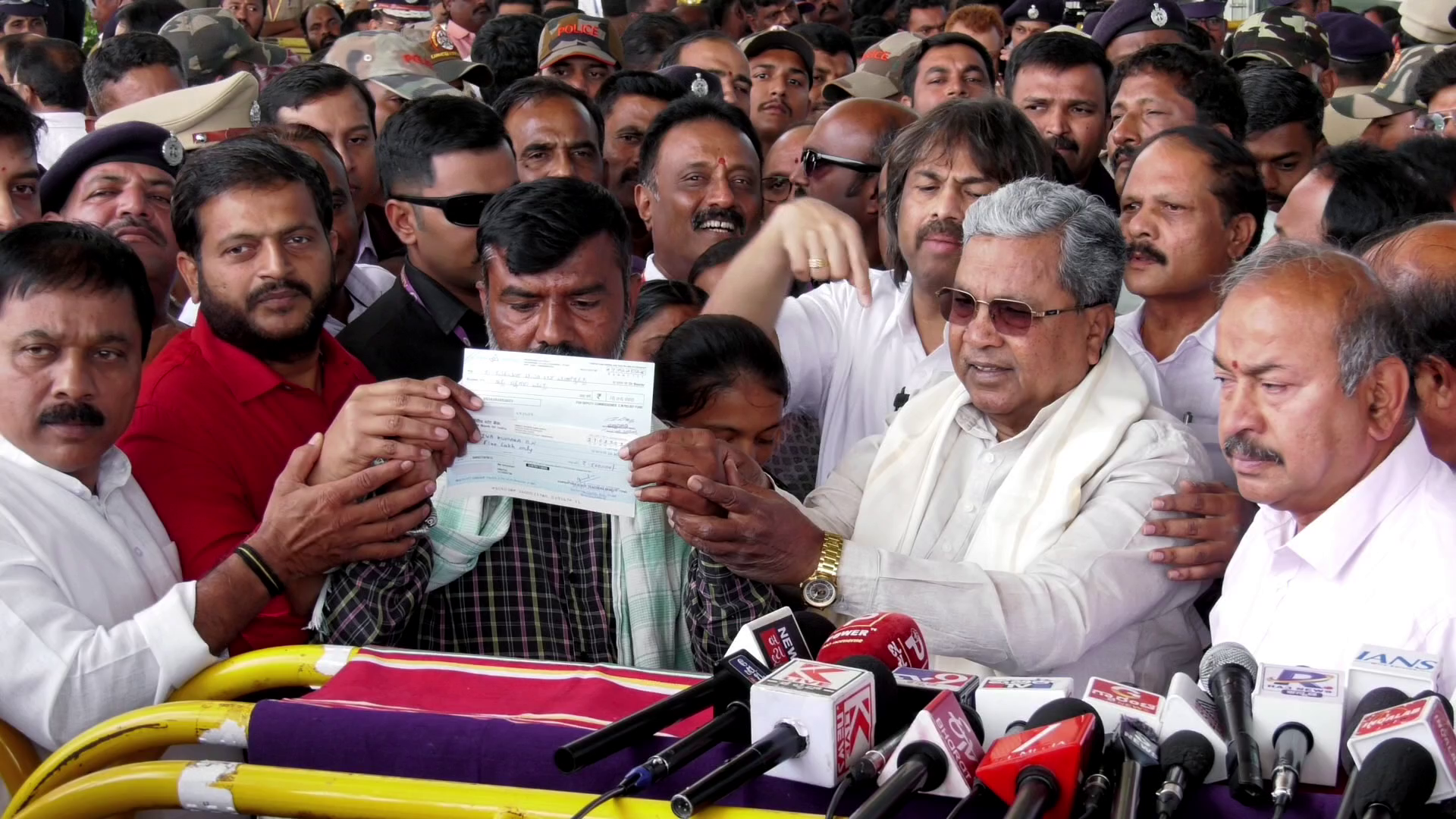 ali-hosseini-khamenei-assassination-is-condemnable-may-his-soul-rest-in-peace-says-cm-siddaramaiah