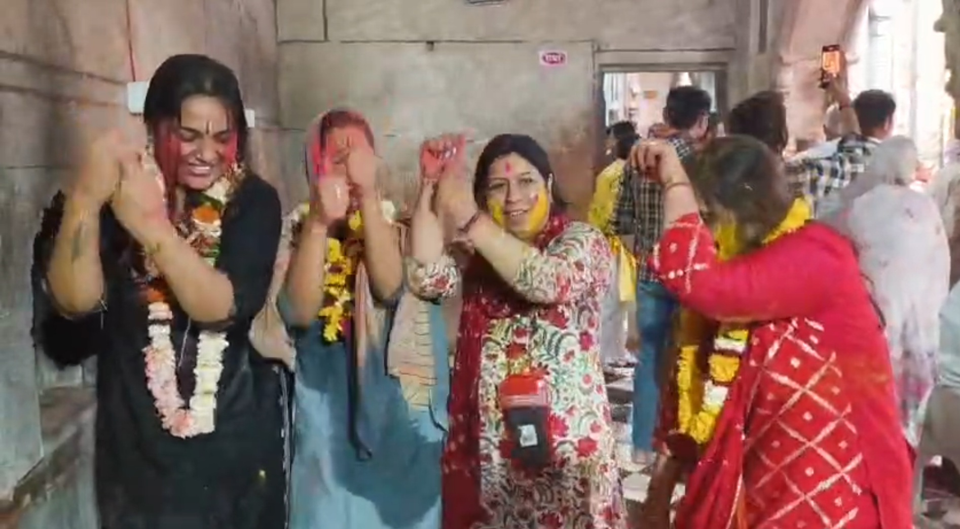 mathura braj holi 2026 banke bihari mandir barsana stick holi live update