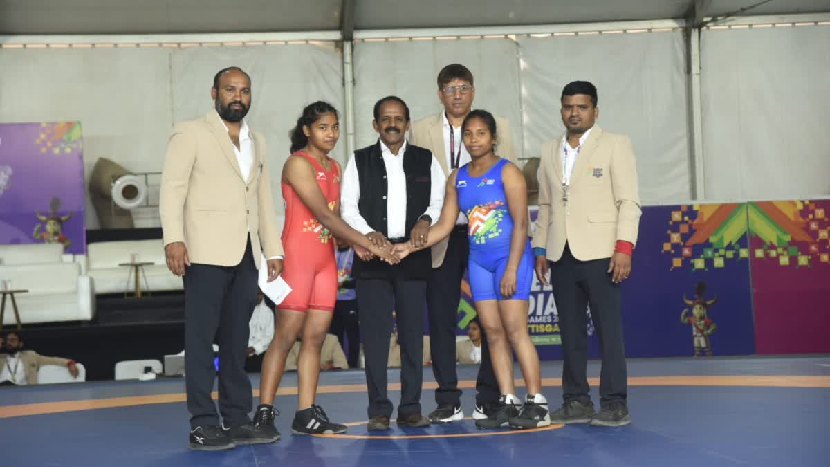 Neha Oraon wrestling gold