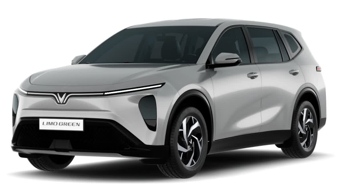 VinFast Limo Green MPV