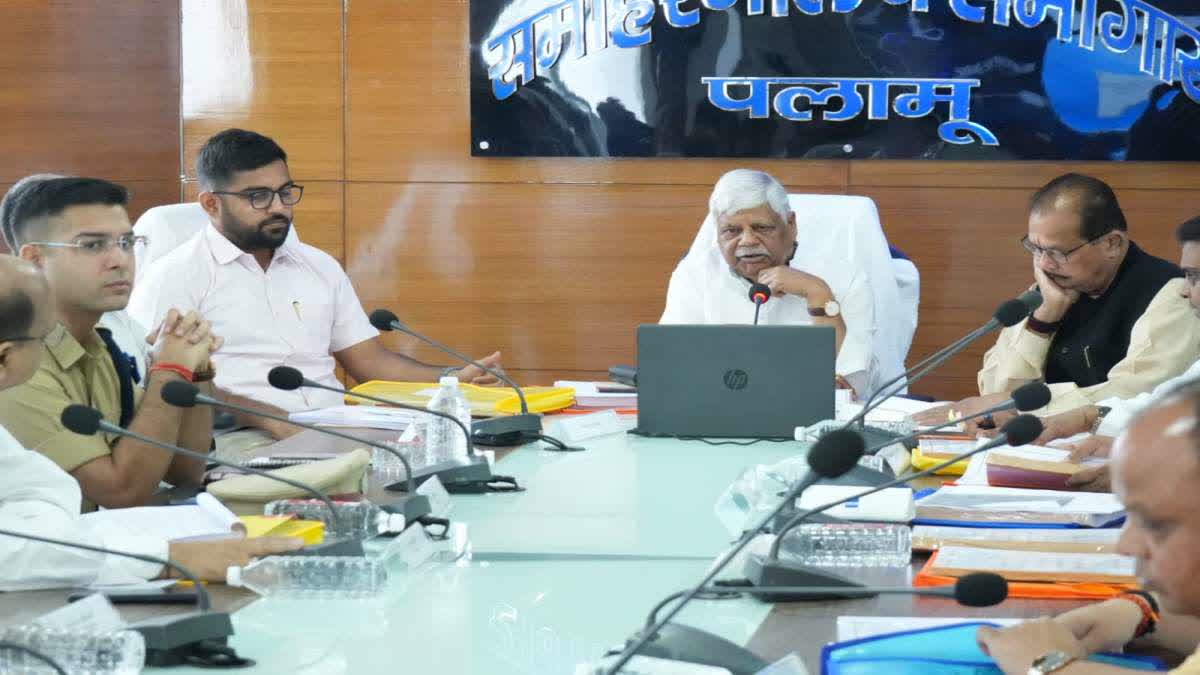 mp-vishnu-dayal-ram-reprimanded-officials-at-disha-meeting