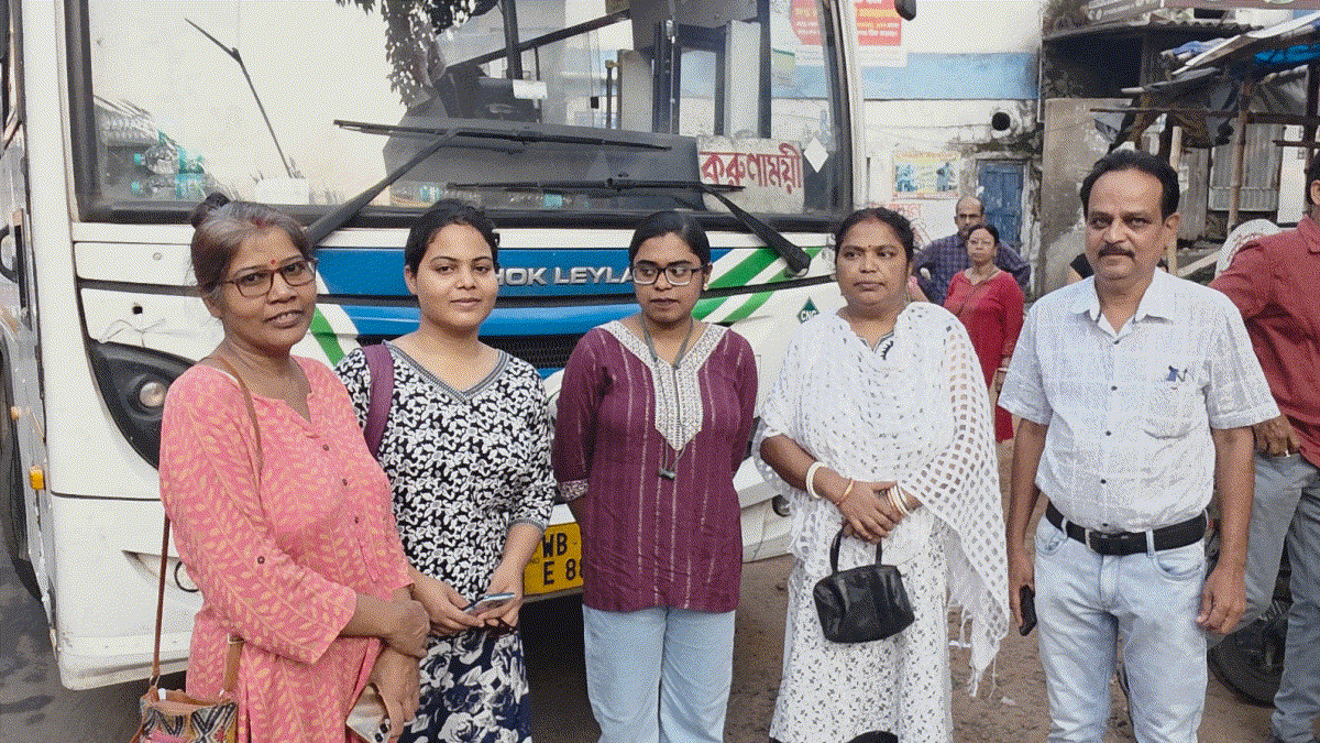 FREE BUS FOR WOMEN