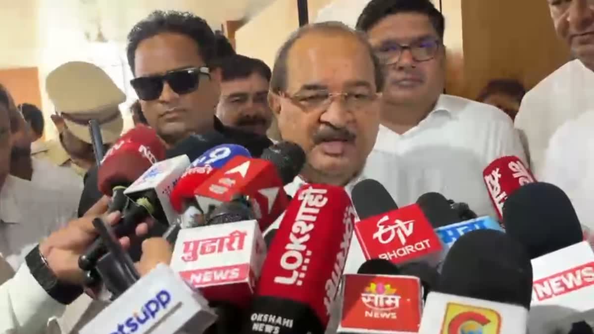 minister Radhakrishna Vikhe Patil