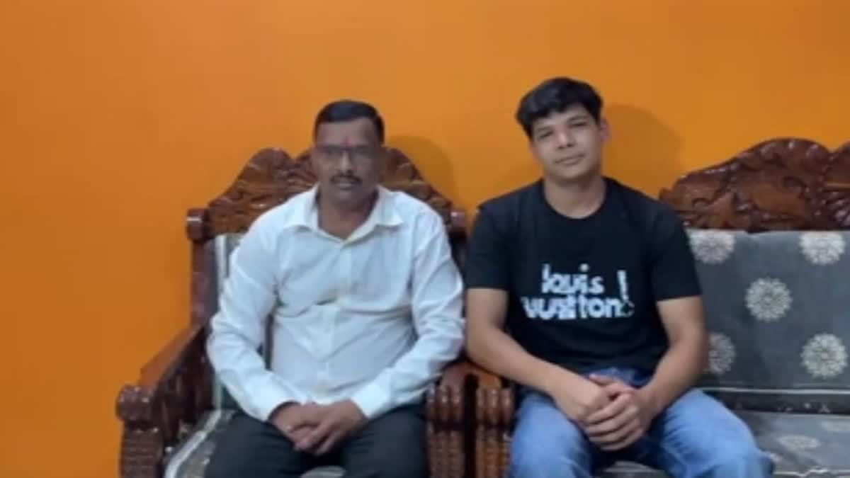 Vijay Pandurang Patil with his son Prithviraj Patil