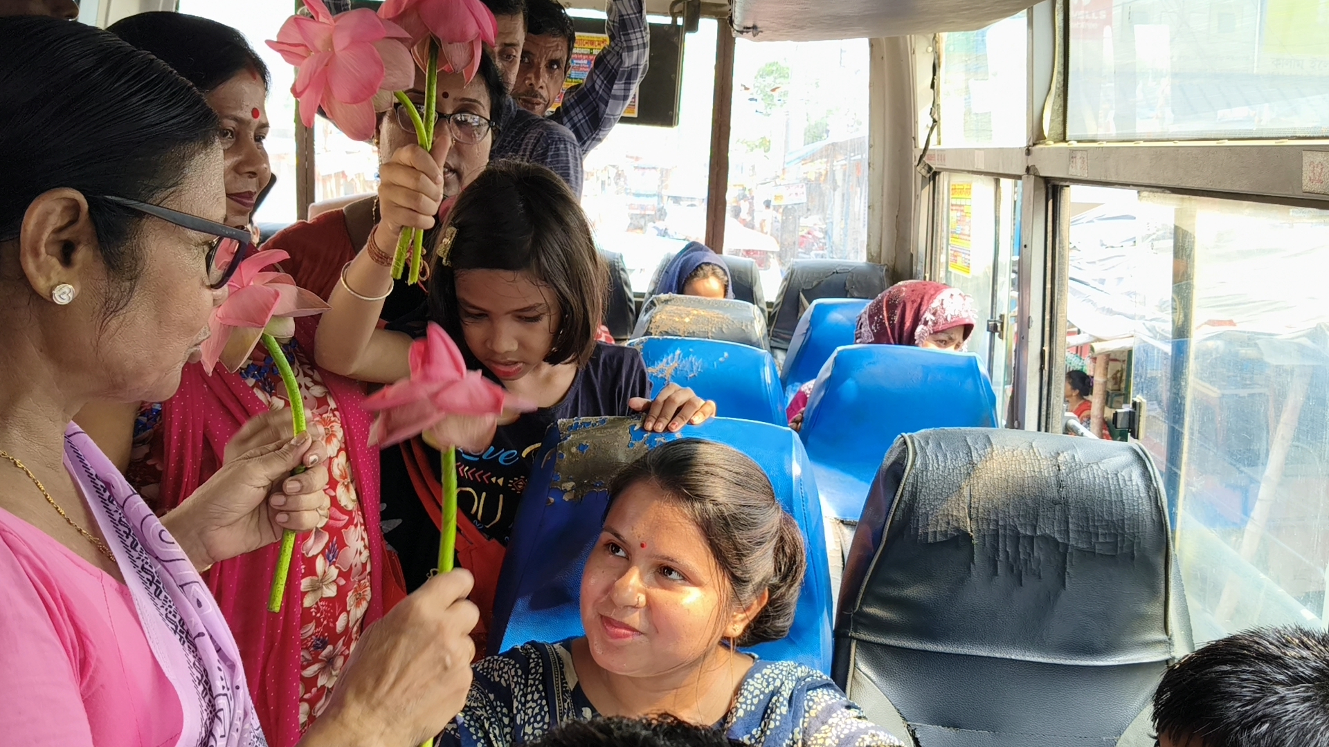 FREE BUS FOR WOMEN