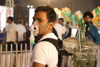 An Odia Environmental Crusader’s Unique Awareness Drive Is Winning Hearts In Gujarat