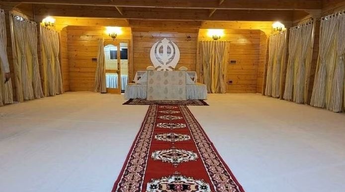 INDIAS FIRST WOOD GURDWARA