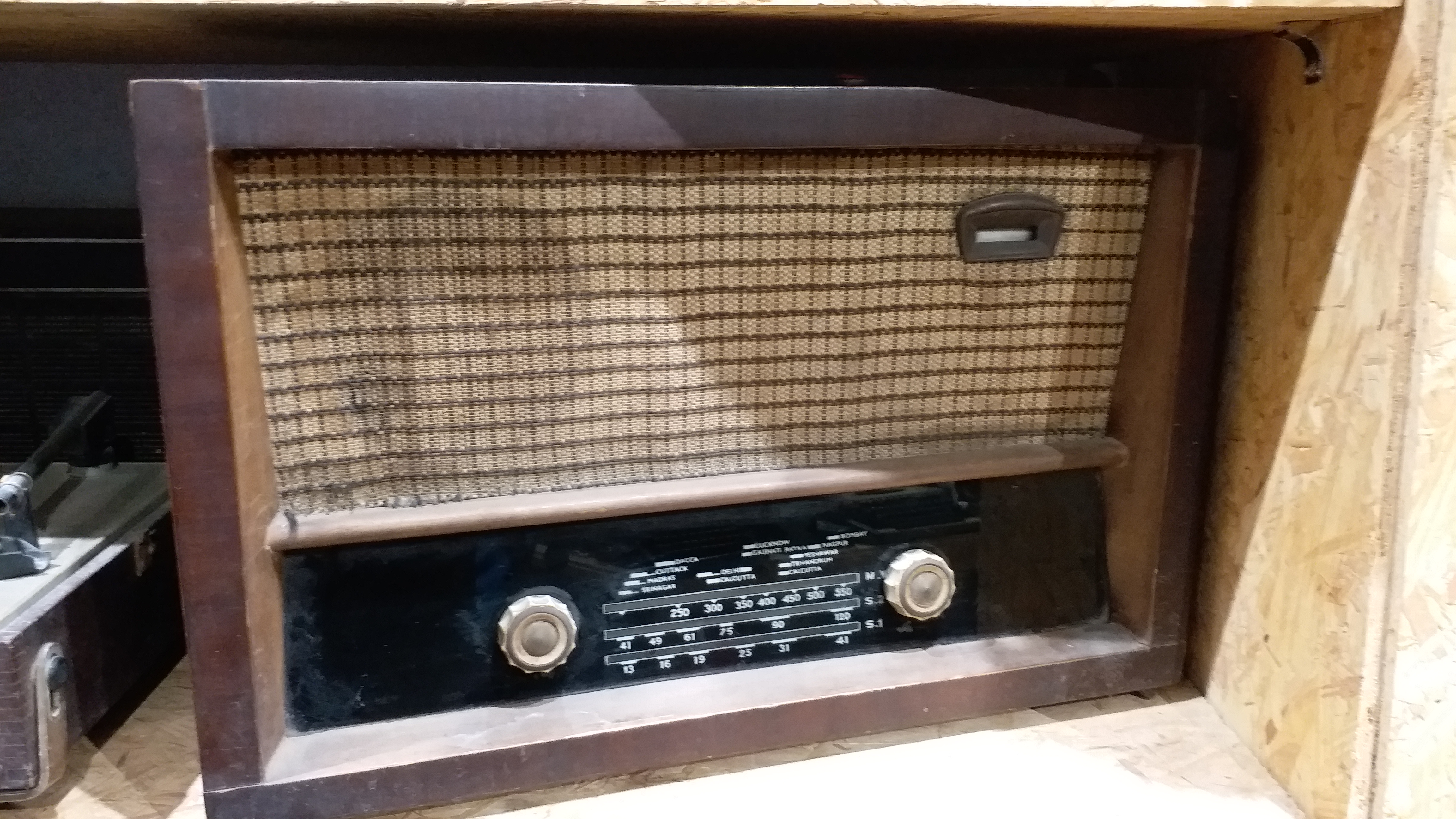 Museum of Old Radios