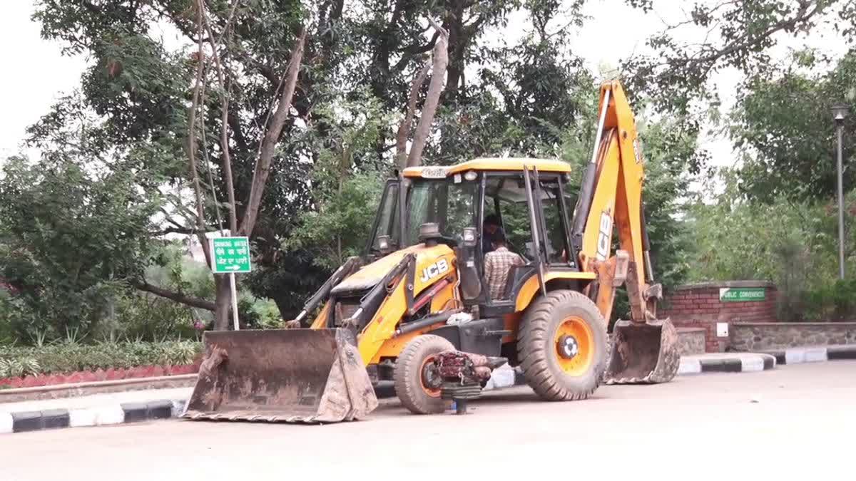 Chandigarh Sukhna Lake Desilting Drive