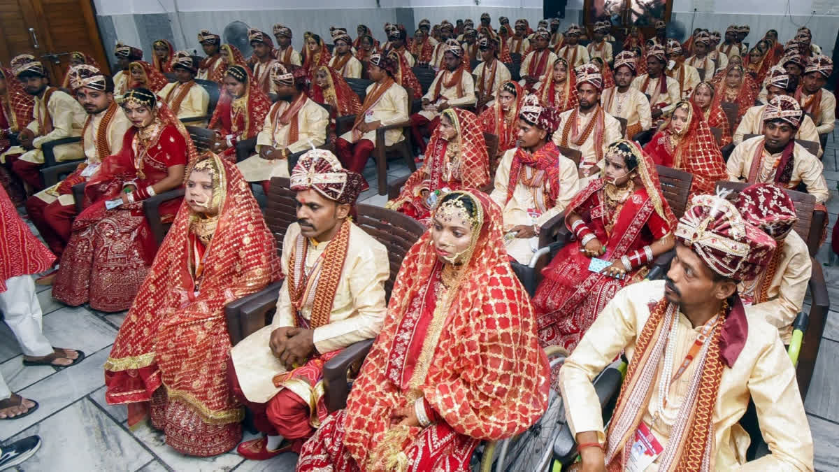 registration not enough to validate hindu marriage rituals must says gujarat high Court Urdu News