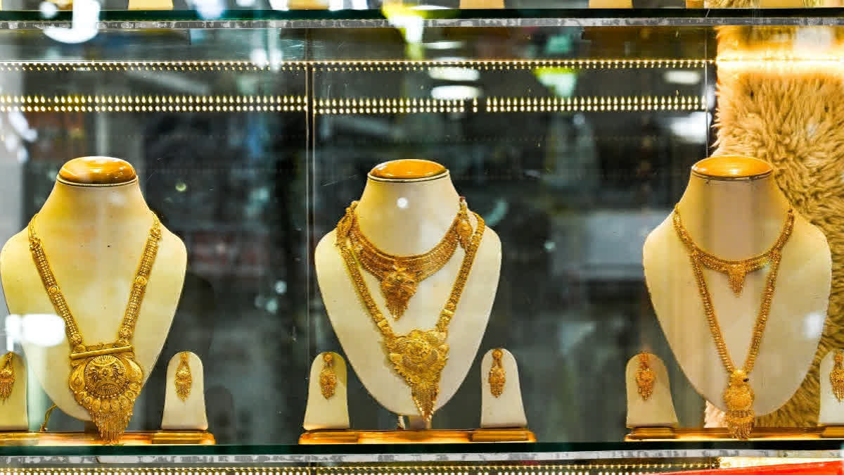 Gold Declines Rs 1,300 To Rs 1.44 Lakh/10g In Delhi GOLD PRICE