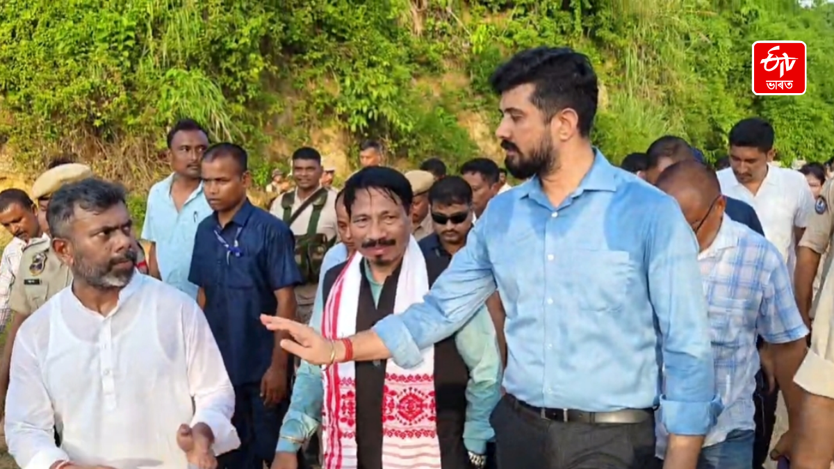 Minister Atul Bora visited the tense assam-nagaland border