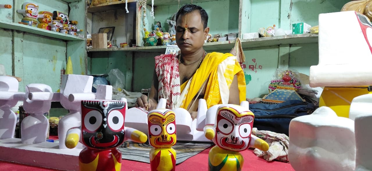 The Hands That Carve Lord Jagannath: The Inspiring Journey Of Odisha's Idol Maker Chintamani Maharana