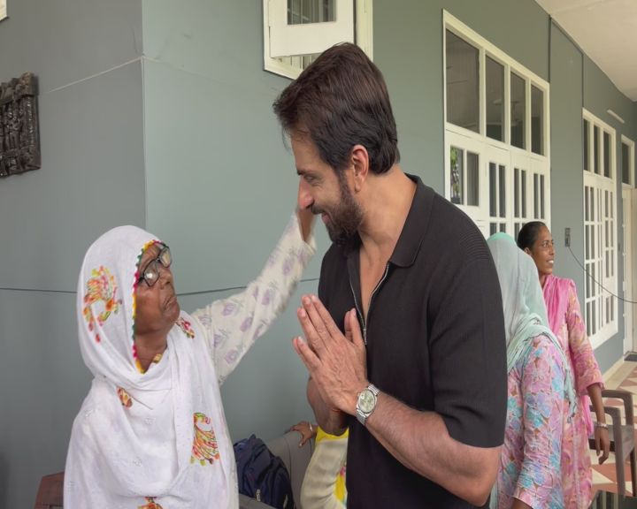 ਬੇਅਦਬੀ ਸੋਧ ਕਾਨੂੰਨ 'ਤੇ ਸੋਨੂੰ ਸੂਦ ਦੀ ਨਸੀਹਤ, "ਬਿਨਾਂ ਪੜ੍ਹੇ ਕੋਈ ਕਾਨੂੰਨ ਪਾਸ ਨਹੀਂ ਹੋਣਾ ਚਾਹੀਦਾ" etv bhBollywood actor and social worker Sonu Soodarat