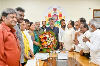 KARNATAKA FILM CHAMBER OF COMMERCE  CM DK SHIVAKUMAR  BENGALURU  ಚಲನಚಿತ್ರ ವಾಣಿಜ್ಯ ಮಂಡಳಿ