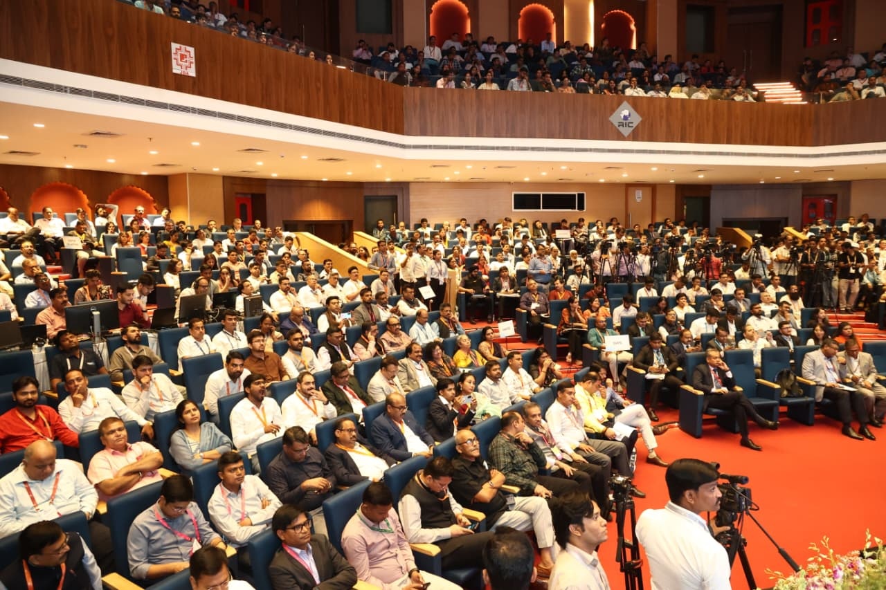 A large number of participants were present.