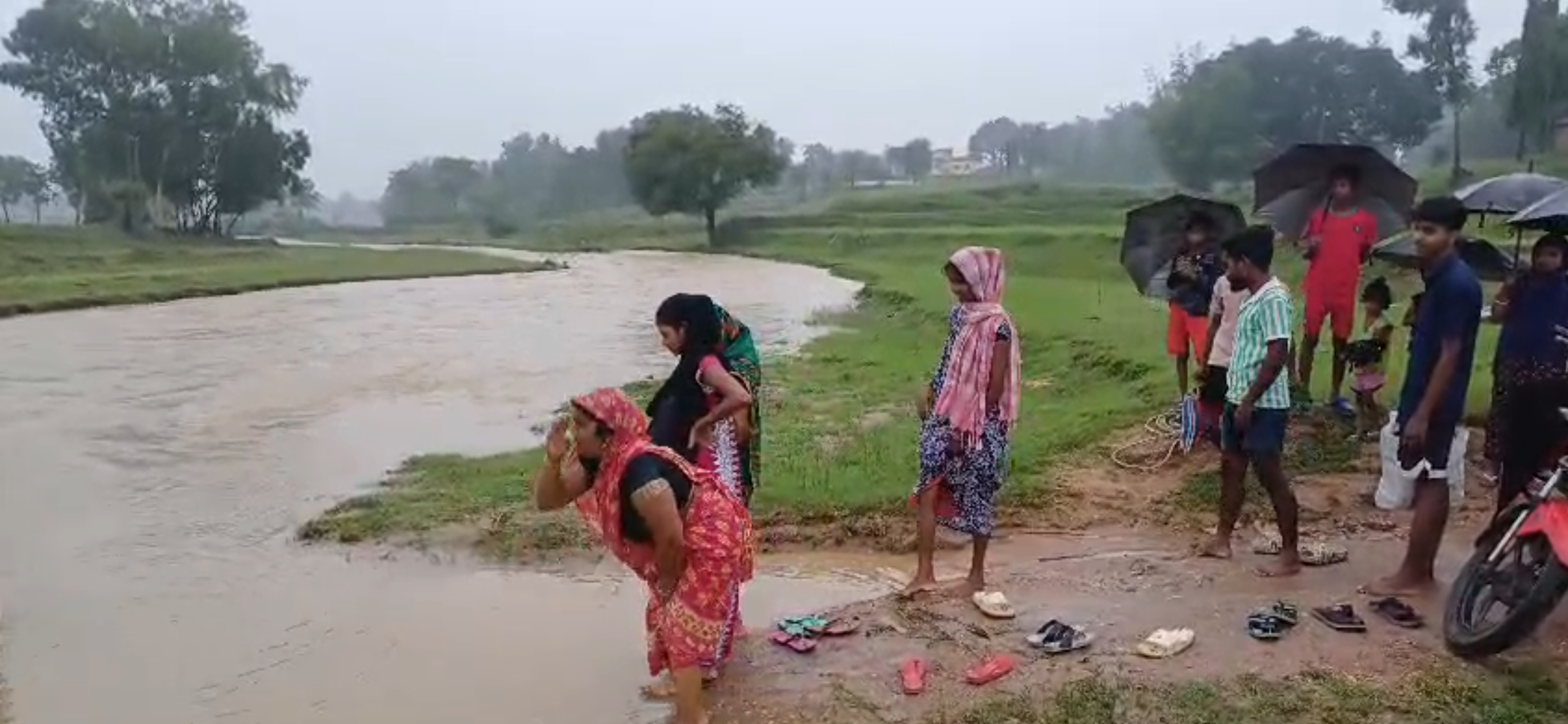 Woman In Labour Taken Across Swollen River In Bihar Village, Exposing Gaps In Rural Infrastructure