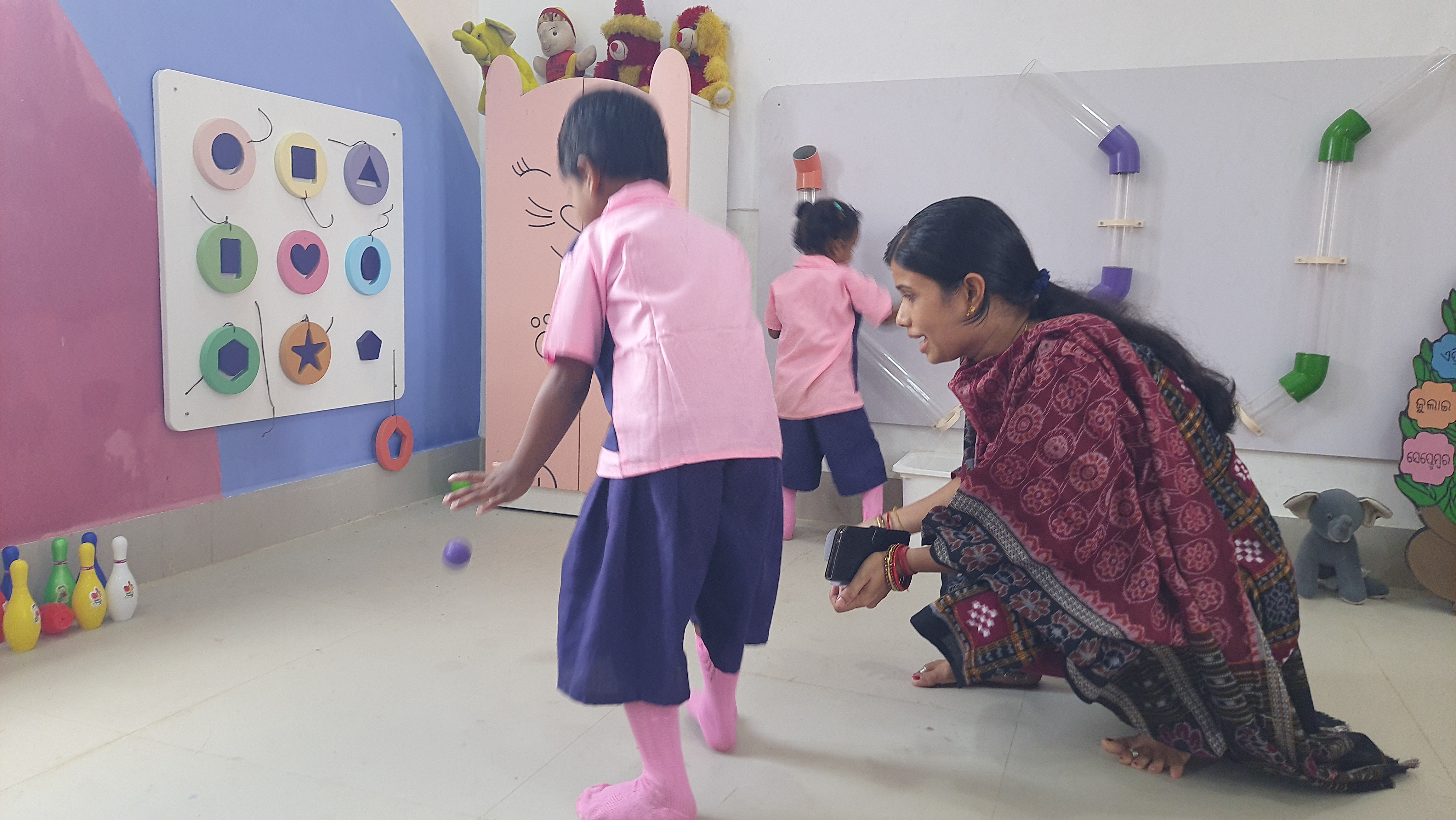 Step into the Veer Surendra Sai Adarsh Anganwadi Centre at Kudopali village, Maneswar block, in Odisha’s Sambalpur district, chances are you will think you are in a private play school.