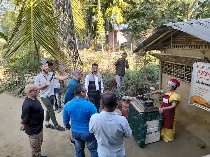 SELF RELIANT BY  MUSHROOM CULTIVATION