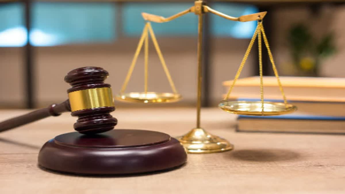 HYDERABAD CONSUMER COURT  CONSUMER COMMISSION MEDICAL CASE  CONSUMER COMMISSION HEAVY FINE  TREATMENT DEALY HEAVY FINE