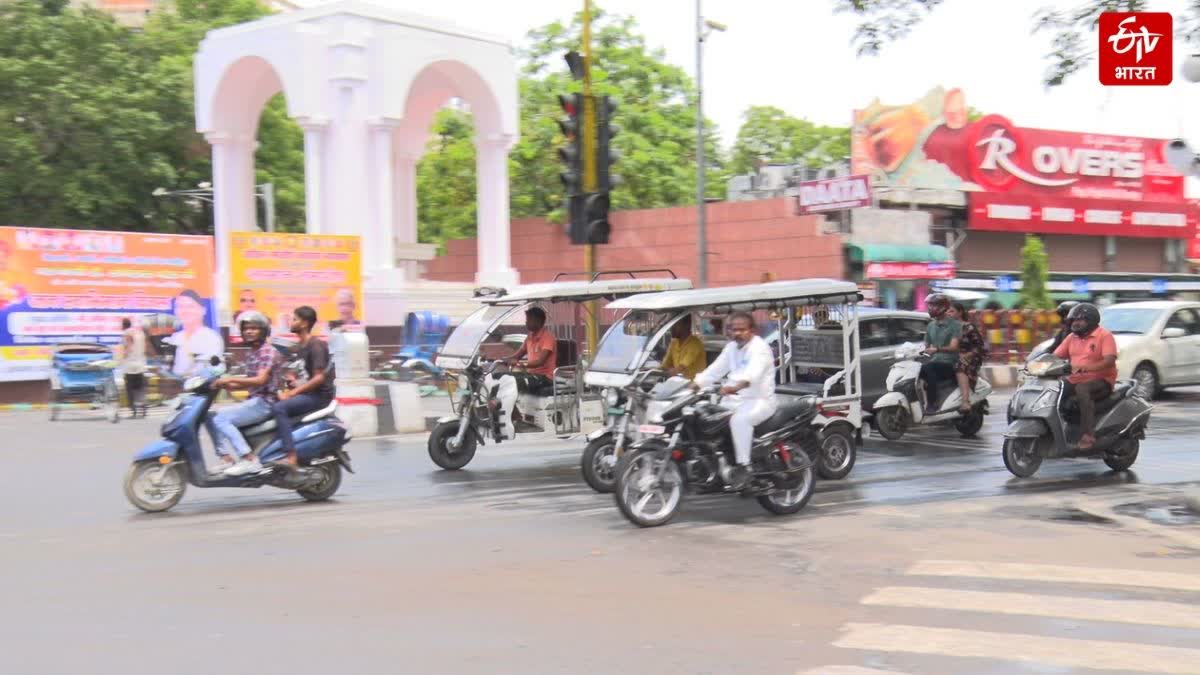 सड़कों पर अनफिट ई-रिक्शा पर हाईकोर्ट सख्त