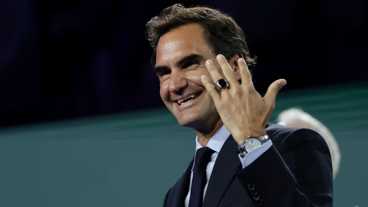 roger federer recieve tennis hall of fame ring