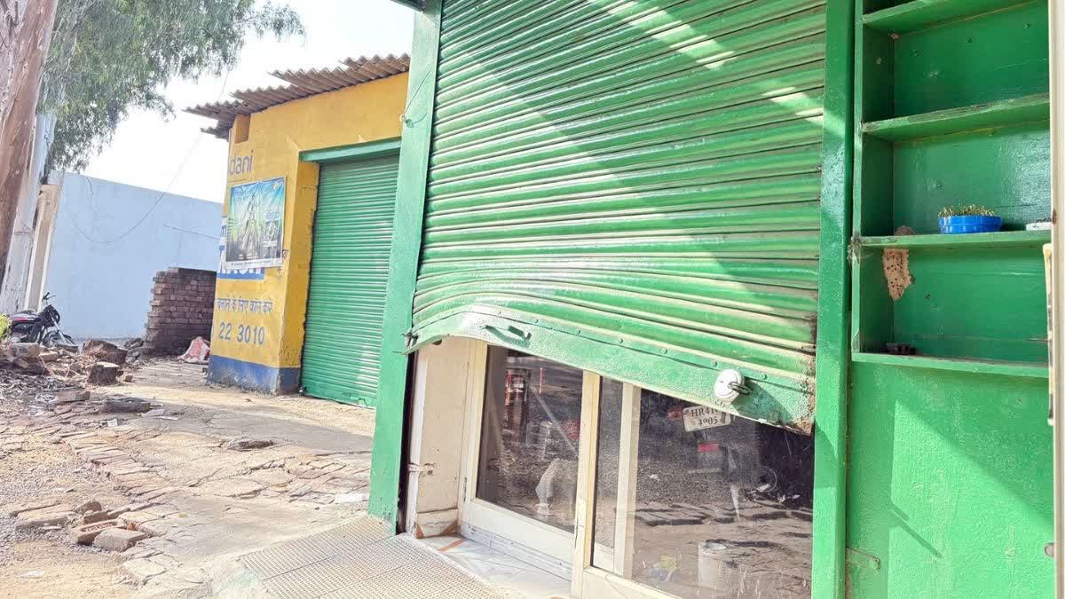 Menace of thieves in Pehowa