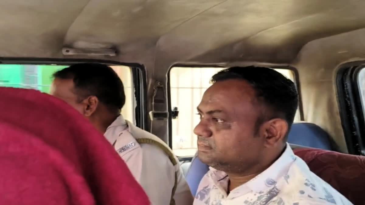 Tulu mondal relative