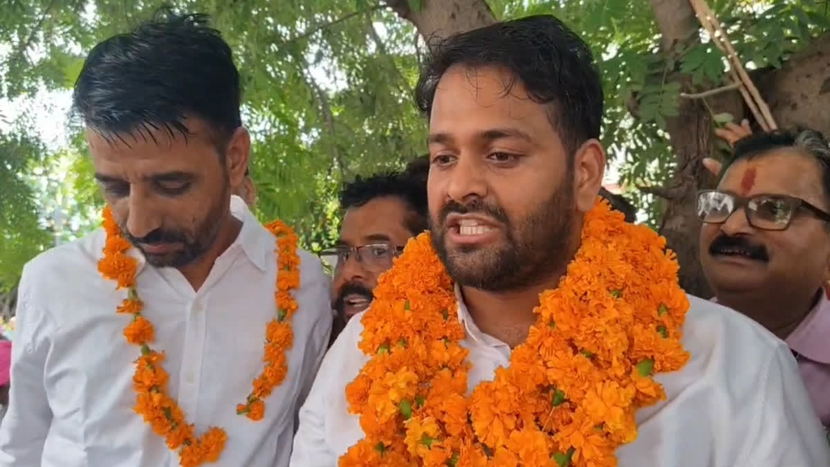newly elected President of the Secretariat Service Officer Association