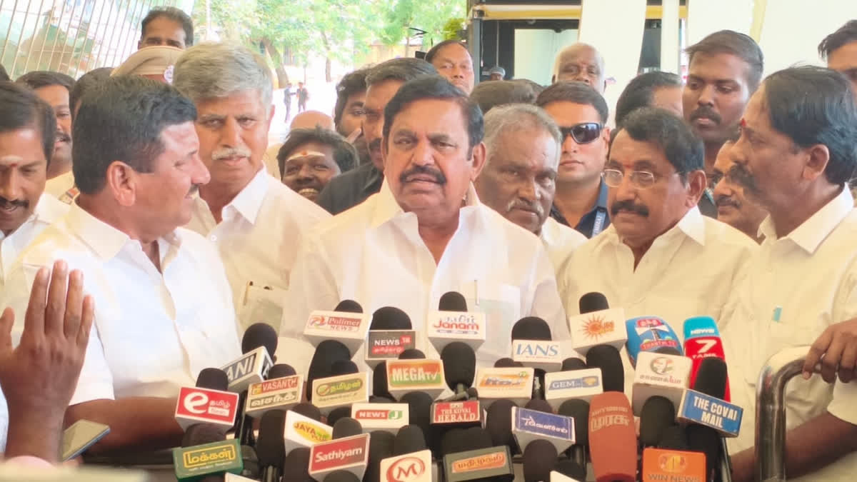 முதலமைச்சர் விஜய் அமெரிக்க அதிபராக கூட ஆகலாம்: எடப்பாடி பழனிசாமி கிண்டல் அதிமுக பொதுச்செயலாளர் எடப்பாடி பழனிசாமி