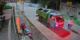 BELAGAVI  RSS LEADER ACCIDENT  GARBAGE TRUCK ACCIDENT  ಕಸದ ವಾಹನ ಡಿಕ್ಕಿ