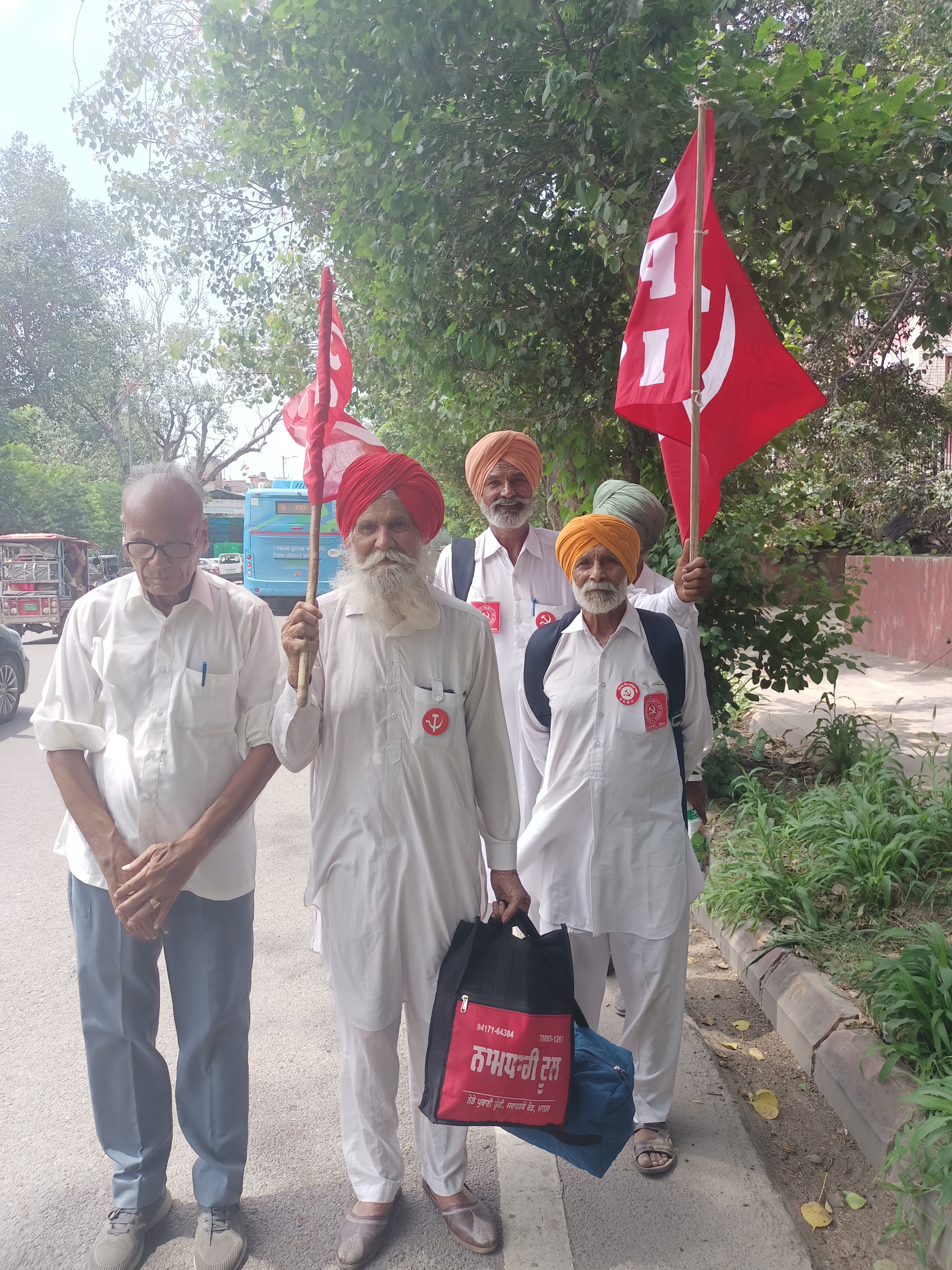 CPI RAMLEELA MAIDAN DELHI RALLY NEET ASPIRANTs DEATH TO FARMERS MSP GUARANTEE EDUCATION JOBS COMMUNIST PARTY OF INDIA CPI RALLY