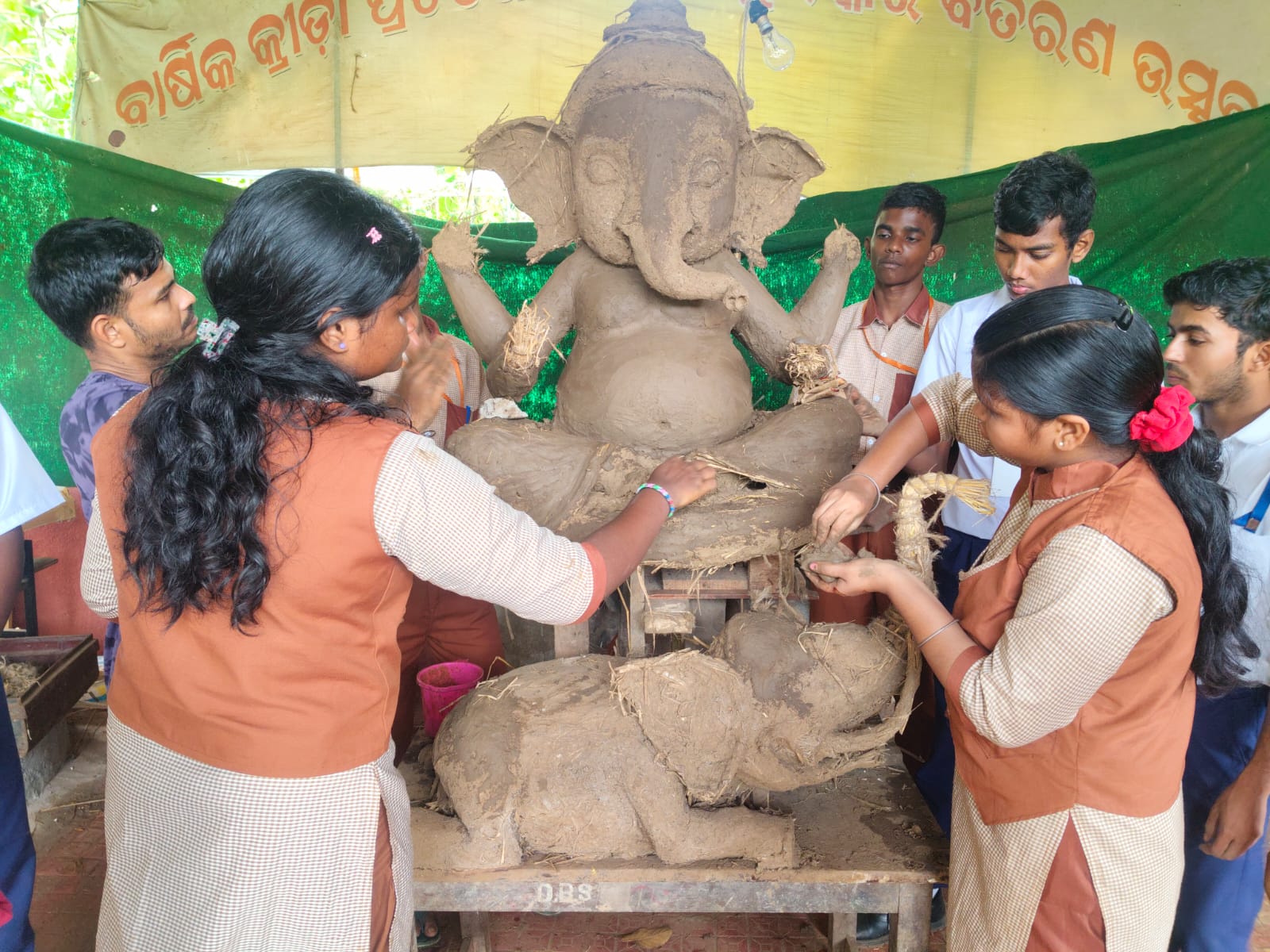 Hearing Impaired Children In Bhubaneswar Make Eco Friendly Ganesh Idols