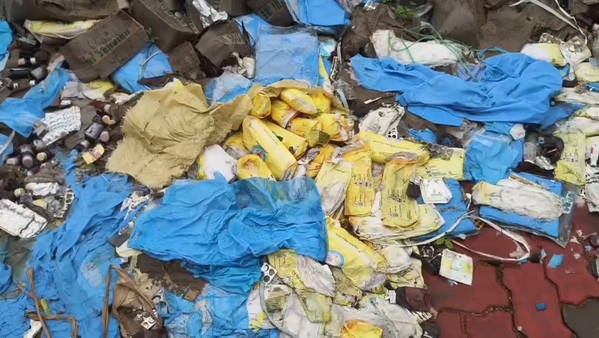 Medical waste is lying in the open.